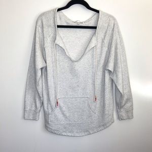 Victoria’s Secret Sweatshirt Gray Size: Small